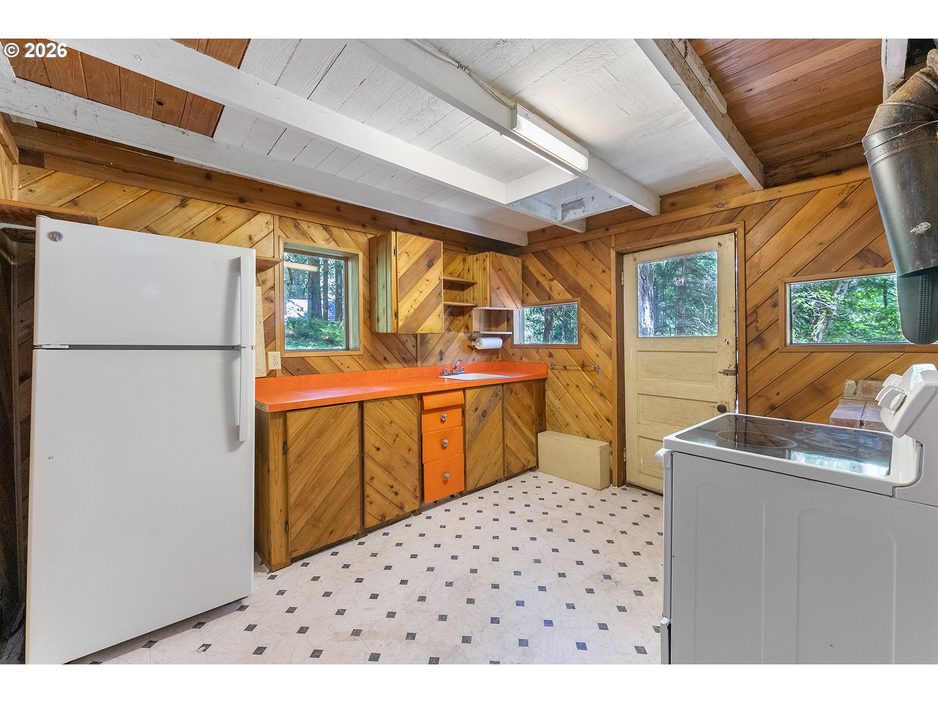 29544 Road 12 Rhododendron, OR 97049 - Photo 13 of 44 Kitchen