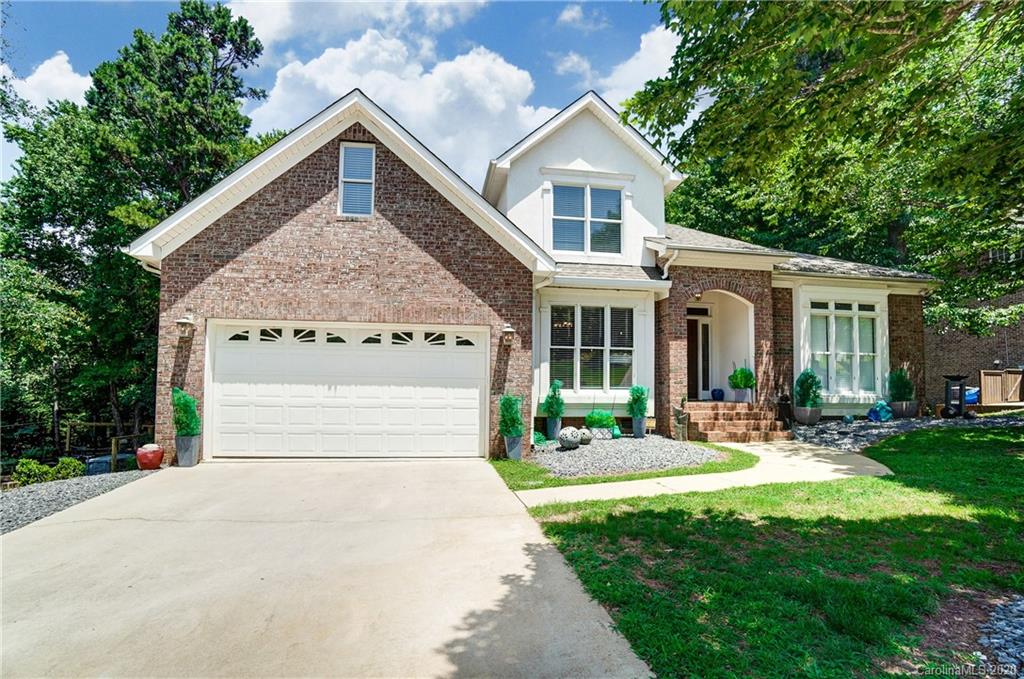 7072 Regatta Court Tega Cay, SC 29708 - Photo 2 of 32