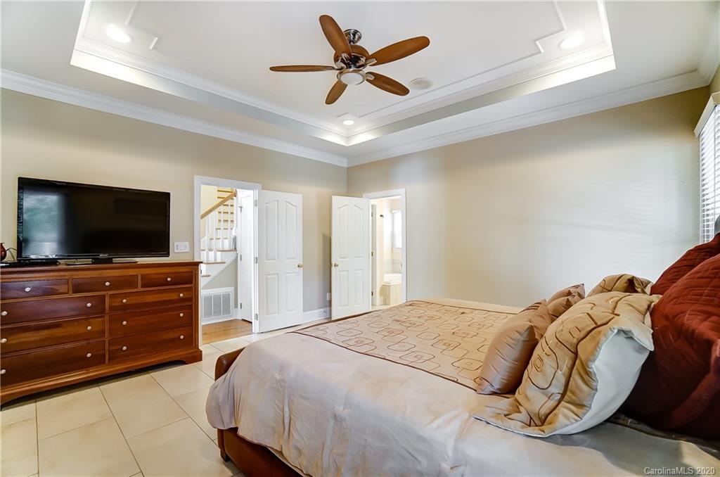 7072 Regatta Court Tega Cay, SC 29708 - Photo 12 of 32