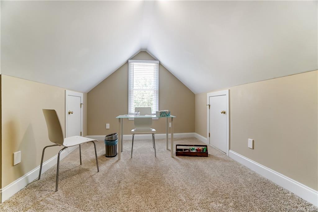 7072 Regatta Court Tega Cay, SC 29708 - Photo 21 of 32