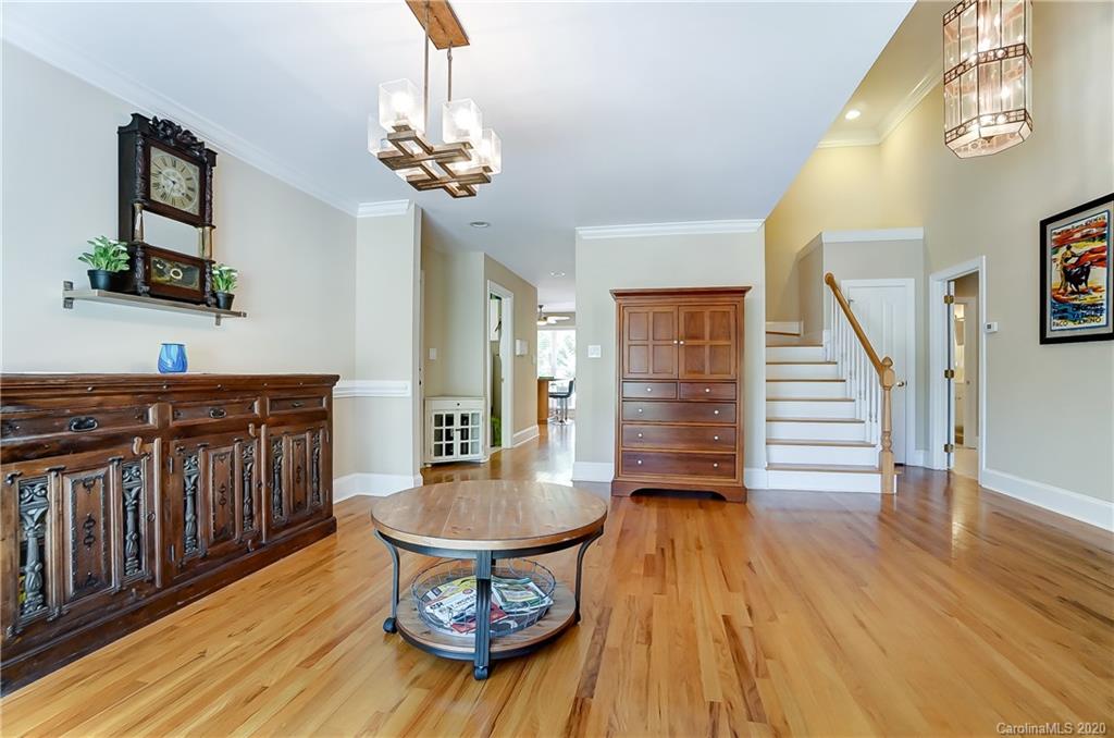7072 Regatta Court Tega Cay, SC 29708 - Photo 4 of 32