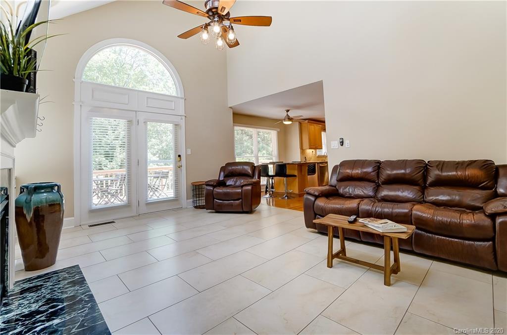 7072 Regatta Court Tega Cay, SC 29708 - Photo 6 of 32