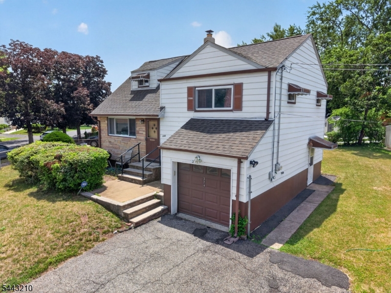 324 Ralph Street Somerset, NJ 08873 - Photo 2 of 29