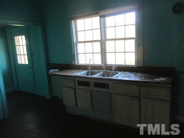 417 Murphy Road Henderson, NC 27536 - Photo 9 of 14 Gallery Image 9