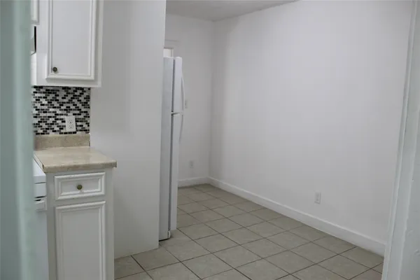 $1,195 | 229 Neyland Street, Unit B, Houston, TX 77022
