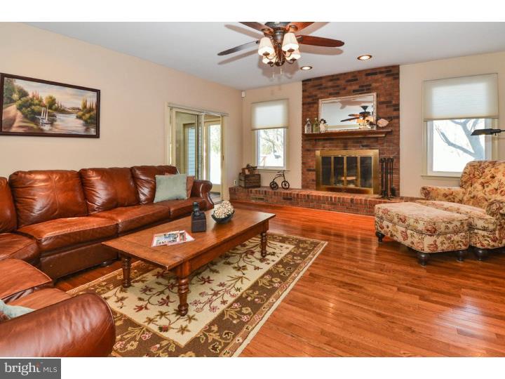 910 Roeloffs Road Yardley, PA 19067 - Photo 16 of 25 Family Room