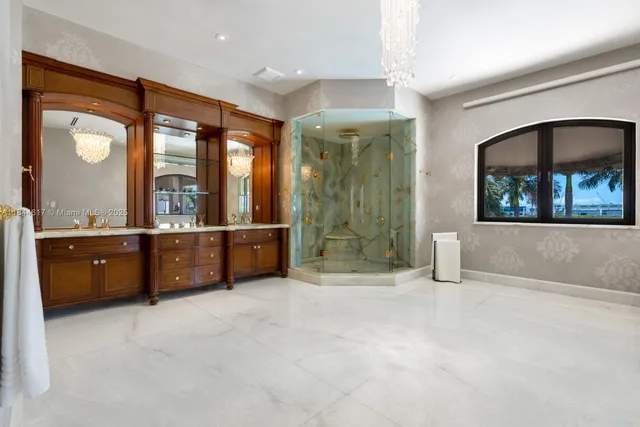 $125,000 | 198 Palm Avenue, Miami Beach, FL 33139