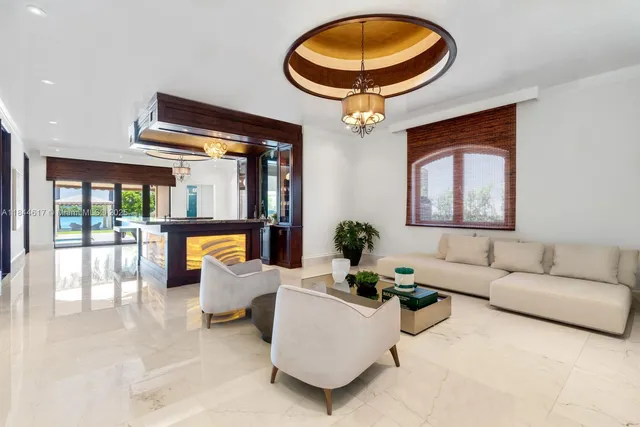 $125,000 | 198 Palm Avenue, Miami Beach, FL 33139