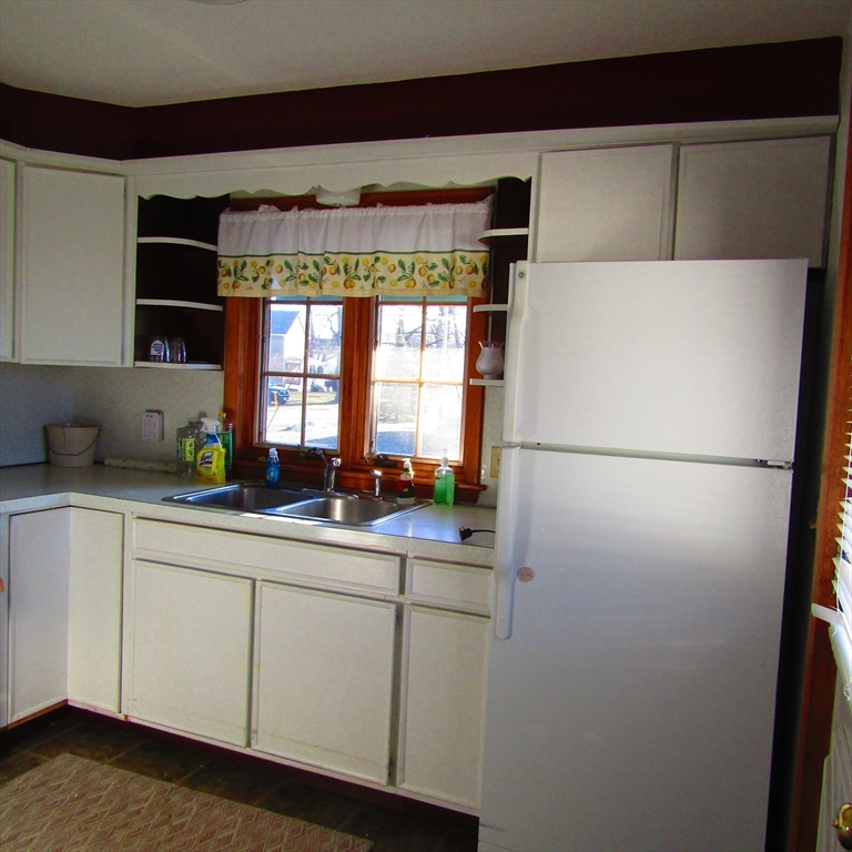 71 Chestnut Street Hatfield, MA 01038 - Photo 13 of 29