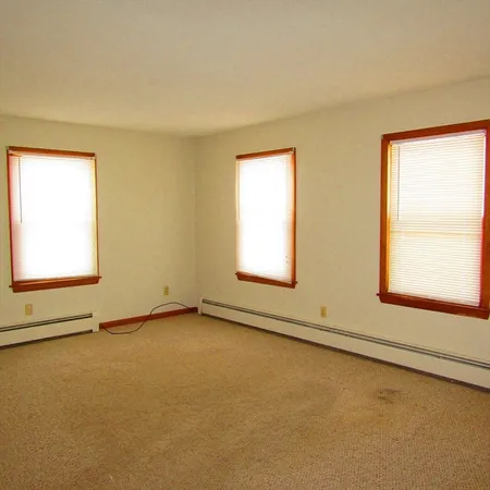 $359,000 | 71 Chestnut Street, Hatfield, MA 01038