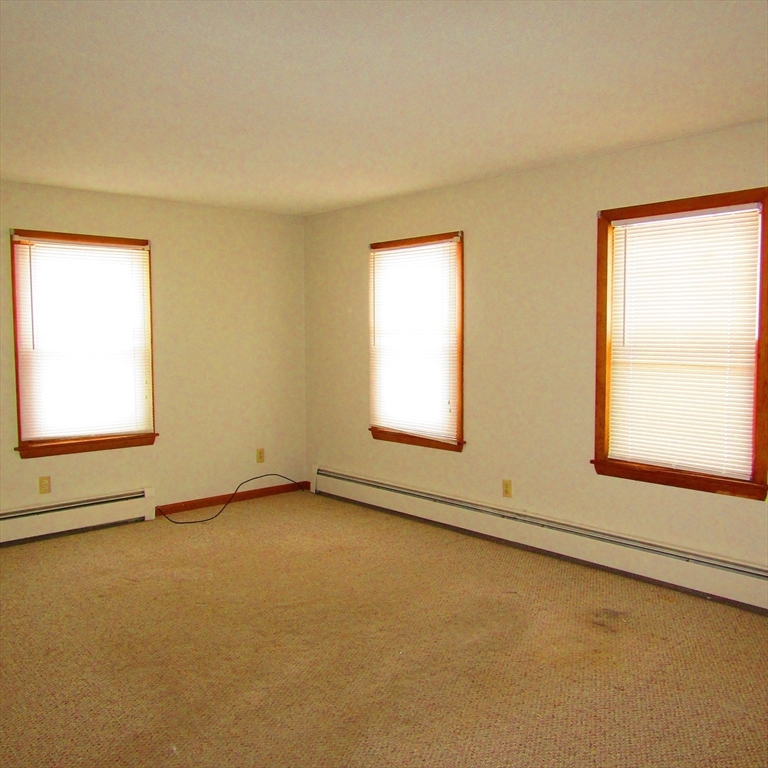 71 Chestnut Street Hatfield, MA 01038 - Photo 16 of 29