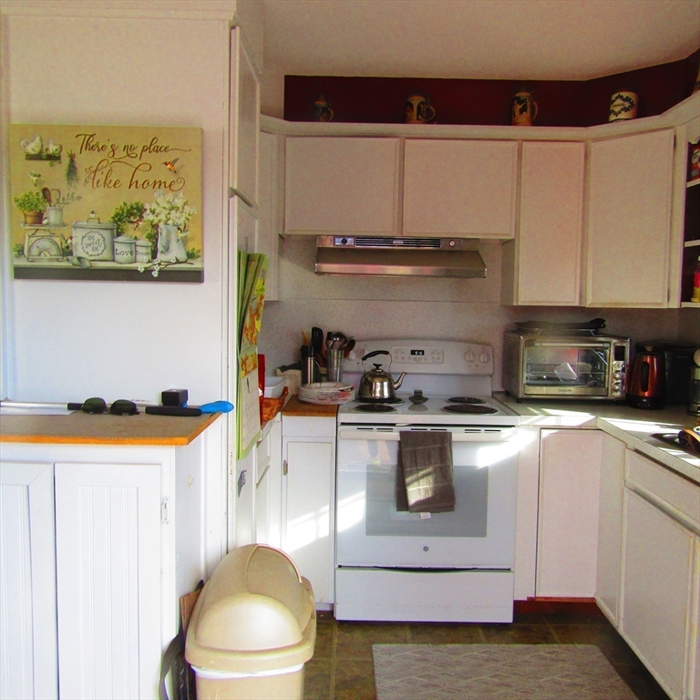 71 Chestnut Street Hatfield, MA 01038 - Photo 10 of 29