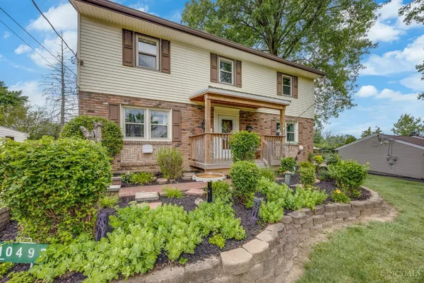 $399,900 | 10495 Pottinger Road, Cincinnati, OH 45251