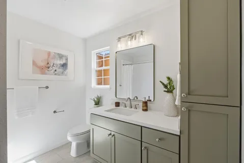 $1,175,000 | 418 East Evelyn Avenue, Unit 202, Sunnyvale, CA 94086
