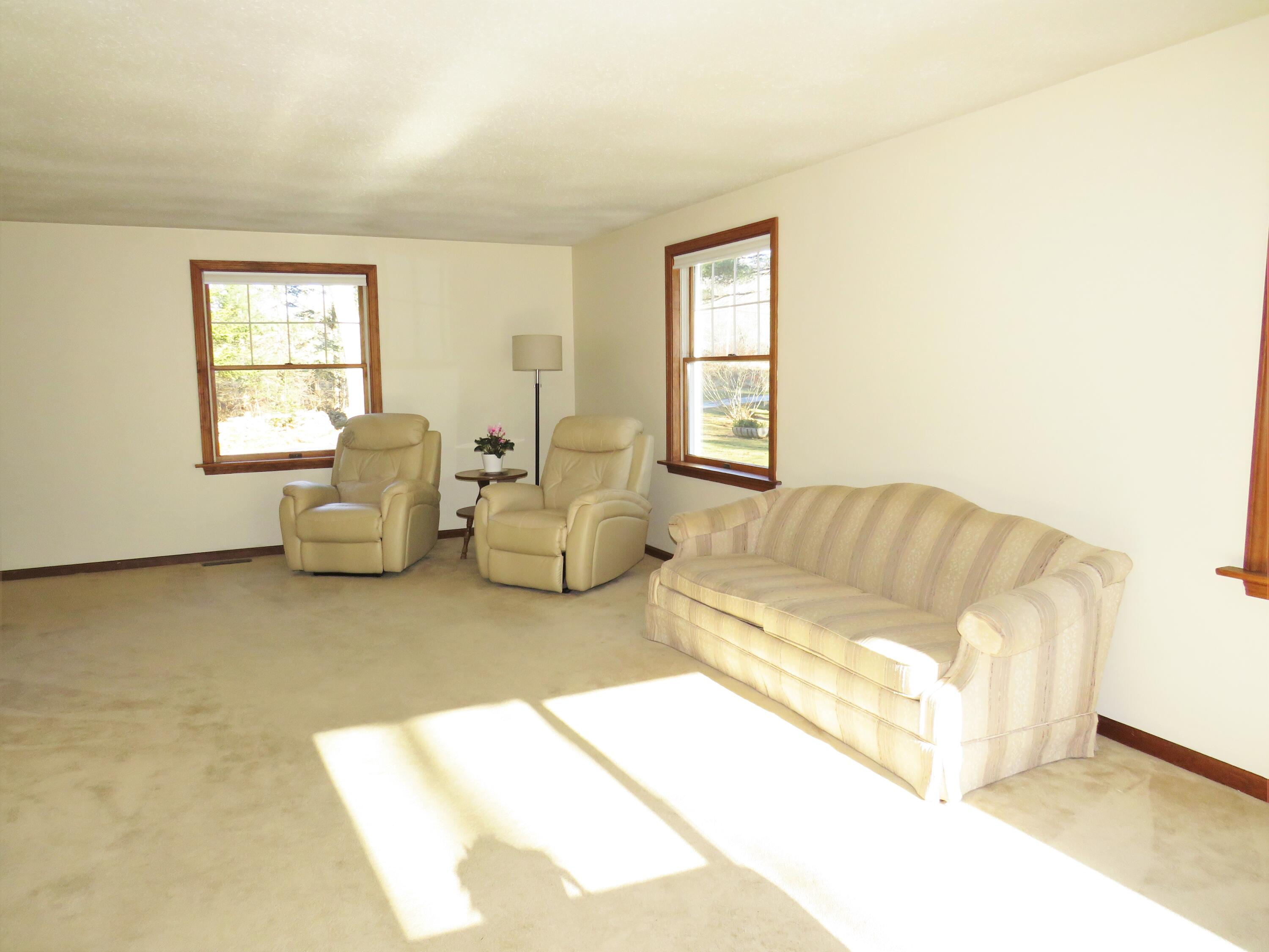 800 Eastern Road Warren, ME 04864 - Photo 14 of 48 IMG_4698
