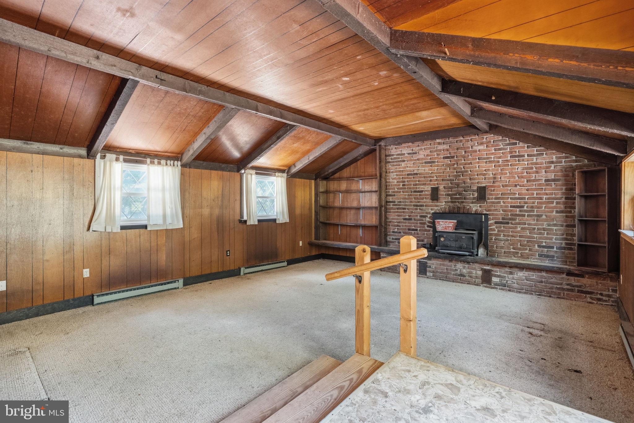 1701 Bahr Road Pottstown, PA 19464 - Photo 9 of 48