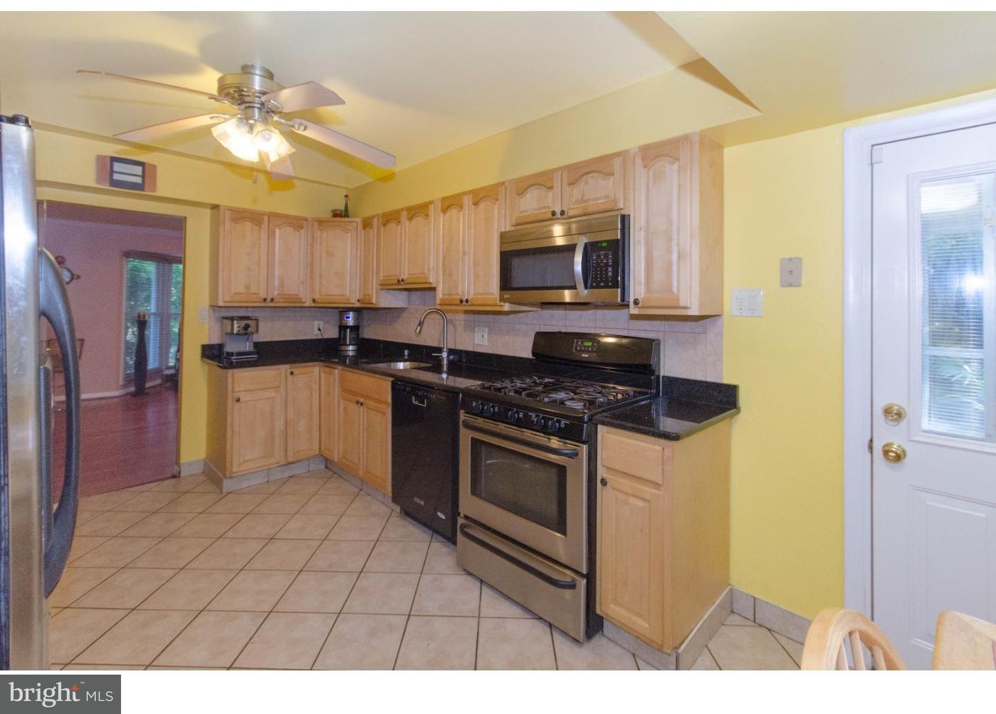 1071 Old Ford Road Huntingdon Valley, PA 19006 - Photo 13 of 23 Kitchen