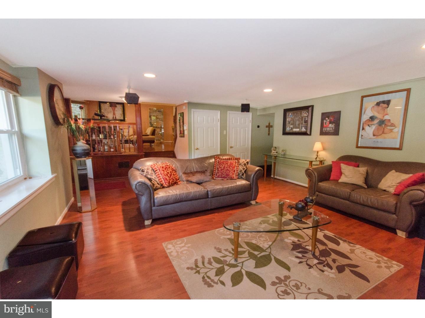 1071 Old Ford Road Huntingdon Valley, PA 19006 - Photo 6 of 23 Family Room