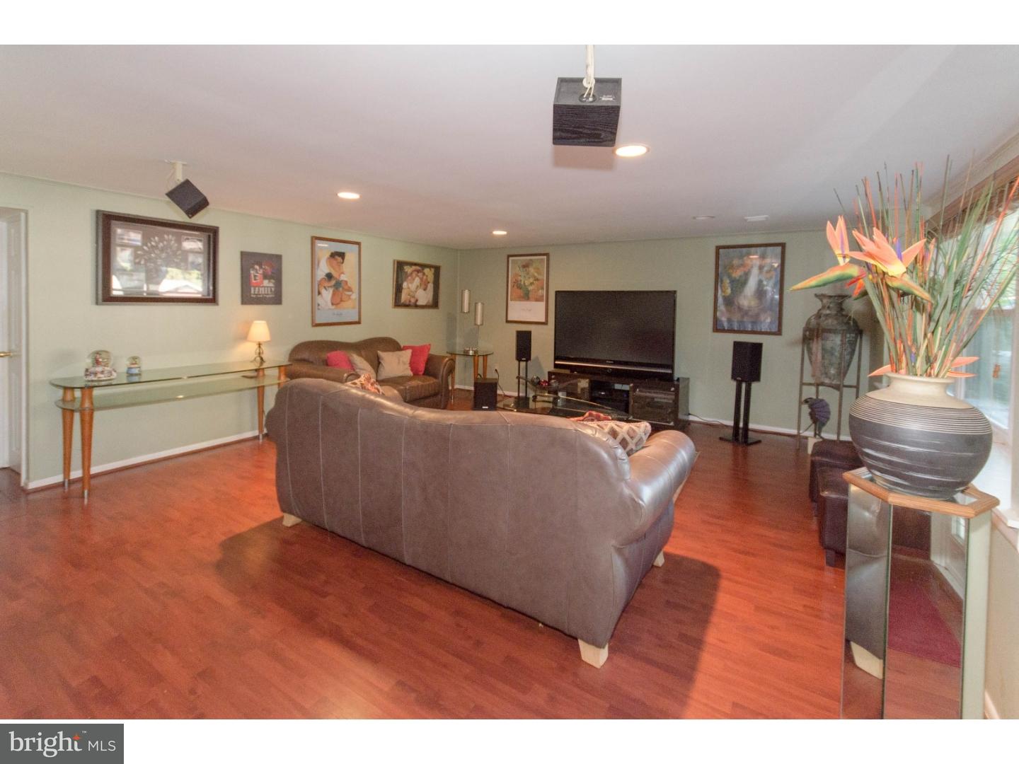 1071 Old Ford Road Huntingdon Valley, PA 19006 - Photo 7 of 23 Family Room