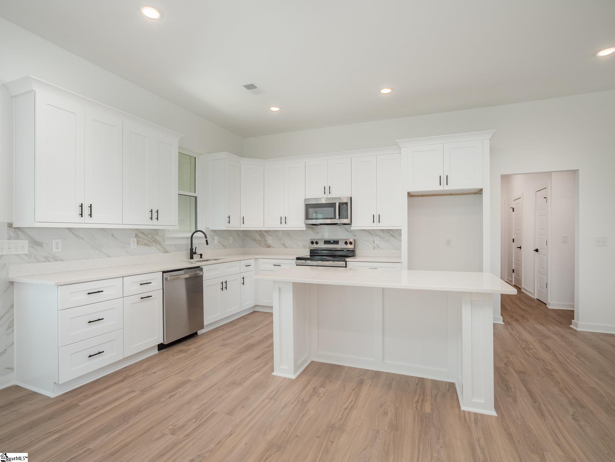 6 Gavin Place Taylors, SC 29687 - Photo 14 of 22