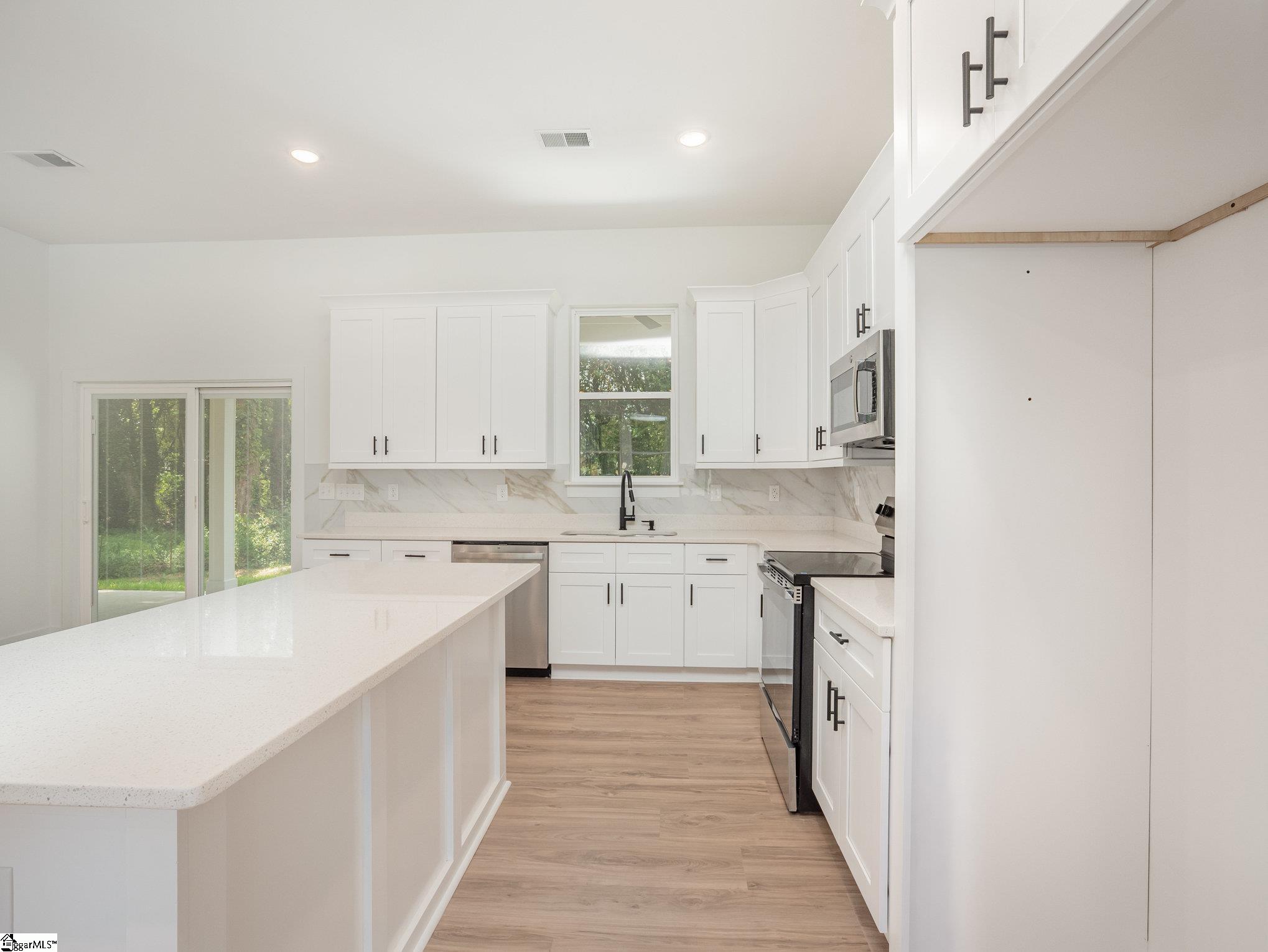 6 Gavin Place Taylors, SC 29687 - Photo 18 of 22