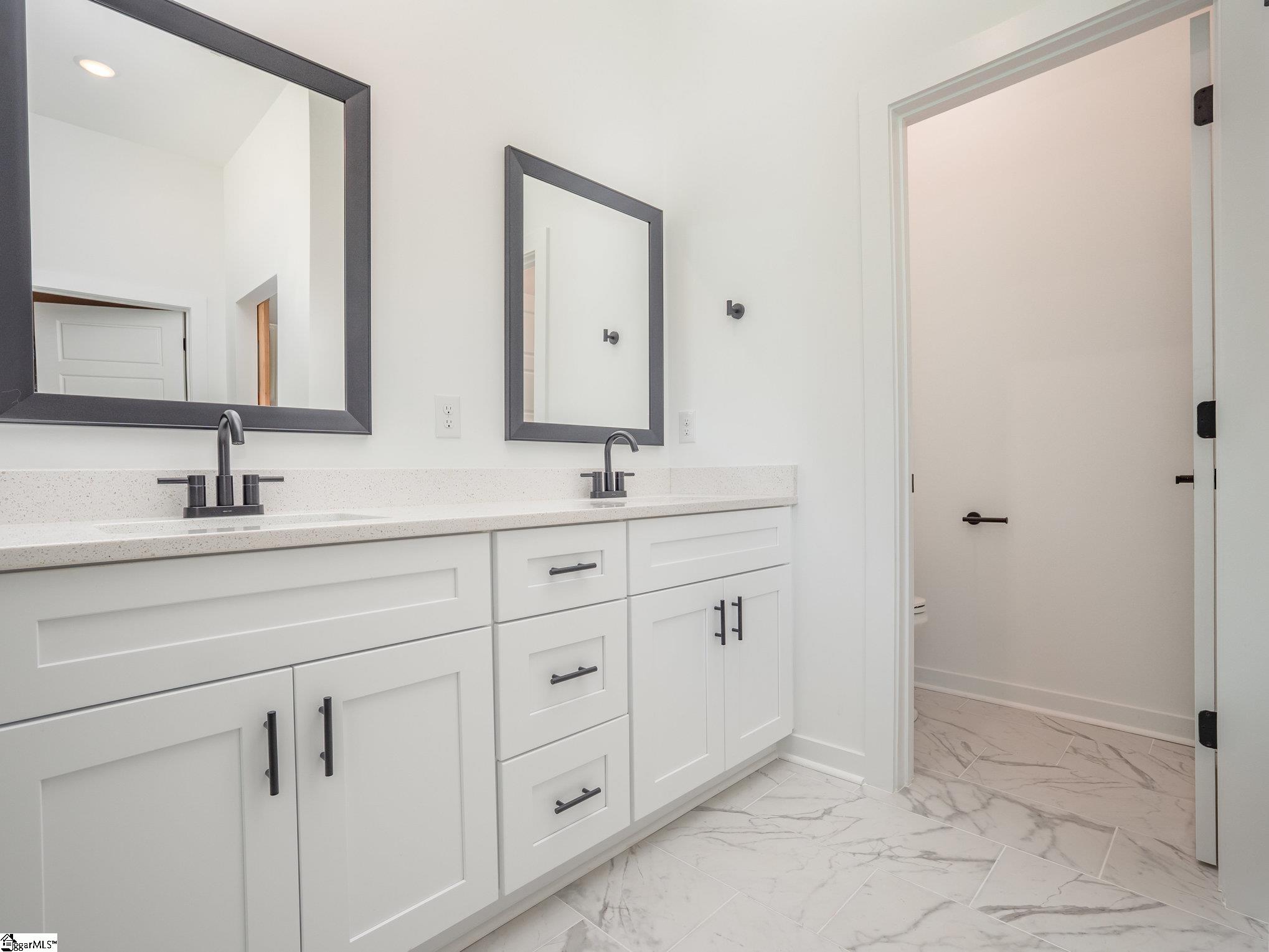 6 Gavin Place Taylors, SC 29687 - Photo 4 of 22