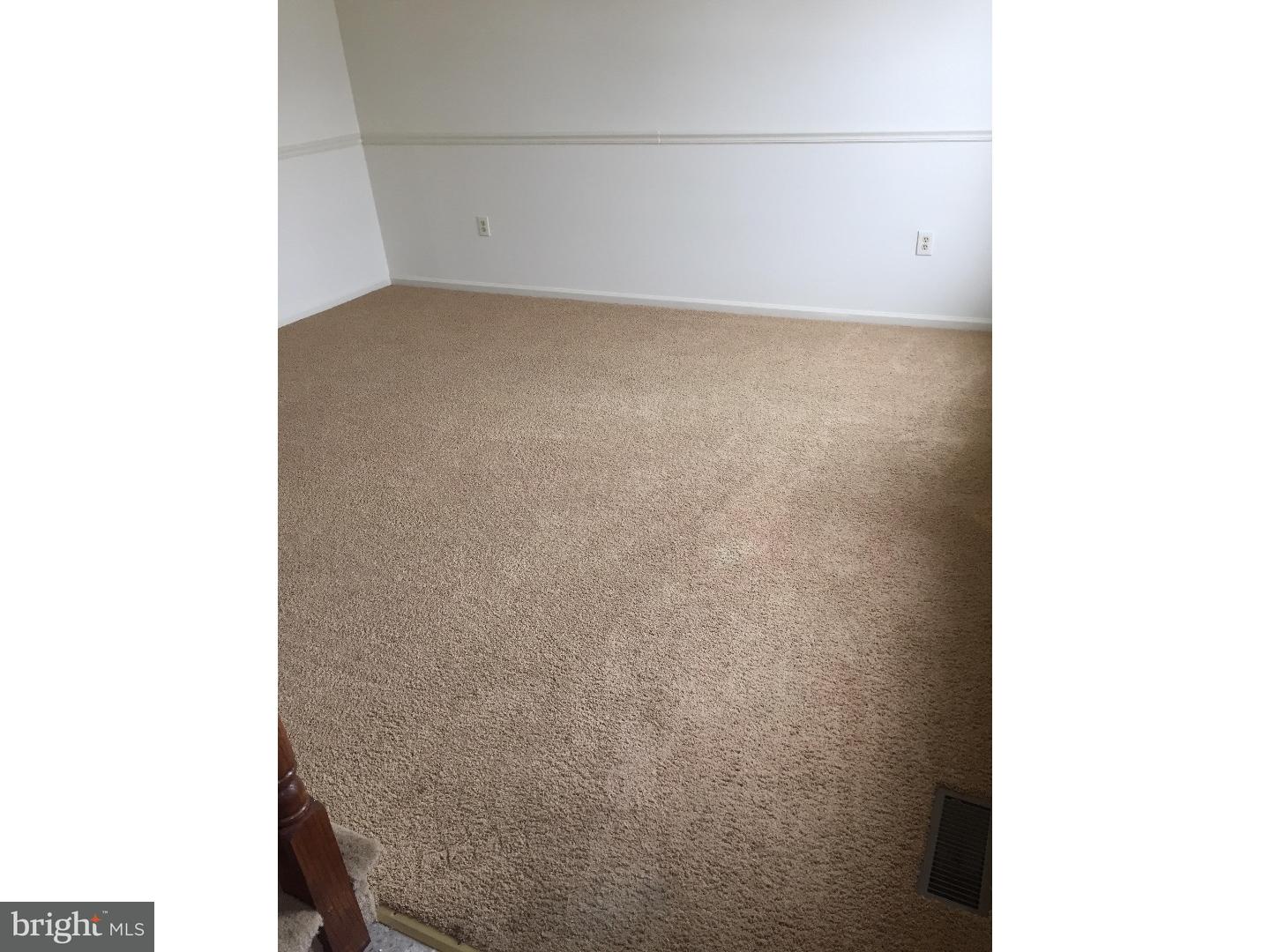 121 Harmony Cir Road Sicklerville, NJ 08081 - Photo 8 of 12 Gallery Image 8