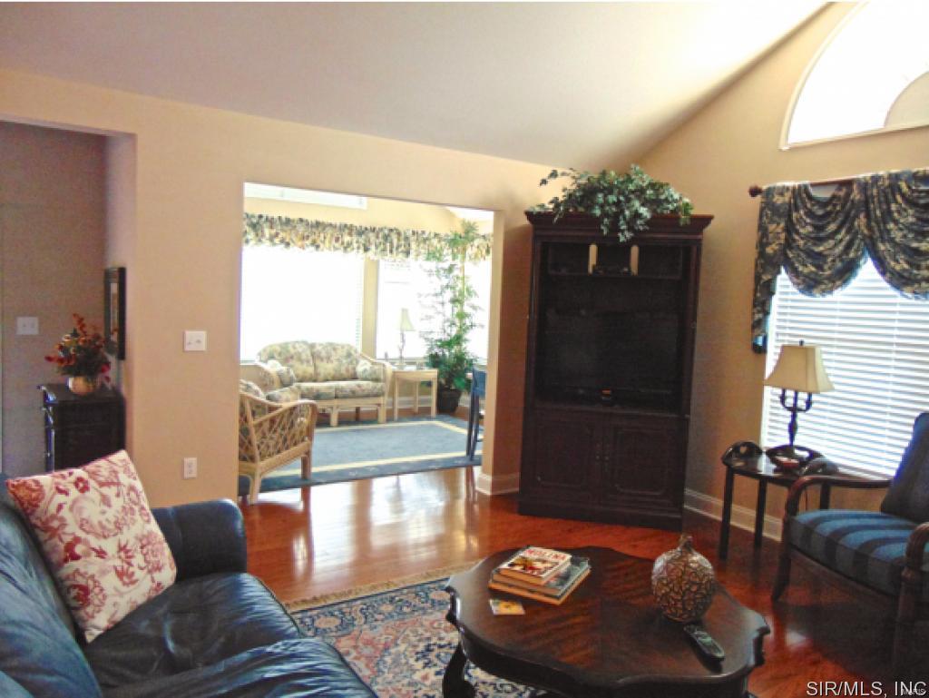 1212 Three Rivers Drive, Unit 8C O'Fallon, IL 62269 - Photo 4 of 17 Gallery Image 4
