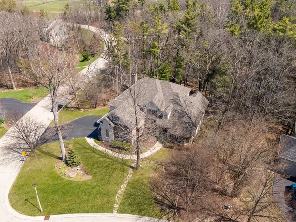 $750,000 | 3506 Harvest Court, Island Lake, IL 60042