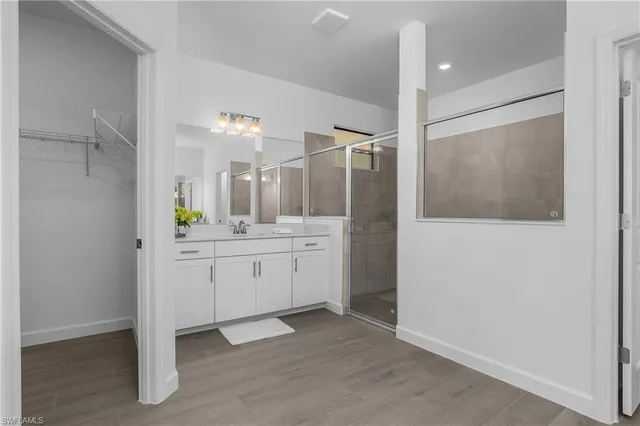 $624,900 | 21123 Verawood Loop, Estero, FL 33928