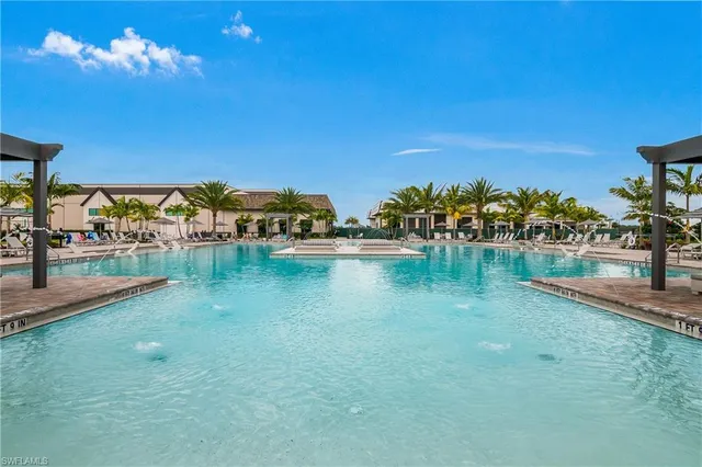 $624,900 | 21123 Verawood Loop, Estero, FL 33928