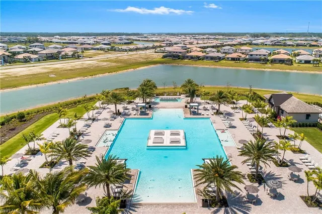 $624,900 | 21123 Verawood Loop, Estero, FL 33928