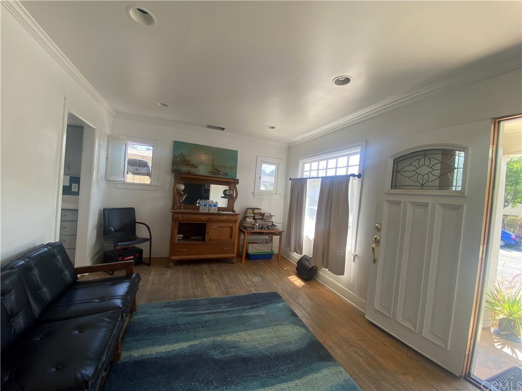 4840 Townsend Avenue Eagle Rock, CA 90041 - Photo 3 of 11