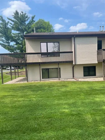 $310,000 | 2664 Stonevalley Drive Southwest, Unit 33, Wyoming, MI 49519