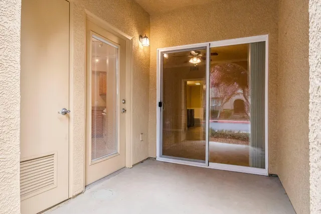 $388,000 | 5350 Dunlay Drive, Unit 116, Sacramento, CA 95835