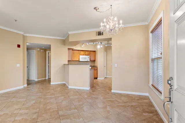 $388,000 | 5350 Dunlay Drive, Unit 116, Sacramento, CA 95835