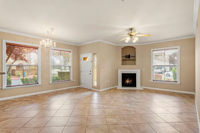 $388,000 | 5350 Dunlay Drive, Unit 116, Sacramento, CA 95835