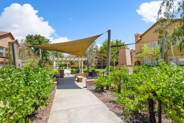 $388,000 | 5350 Dunlay Drive, Unit 116, Sacramento, CA 95835