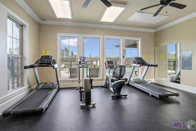 $2,300 | 14449 Royal Villa Drive, Baton Rouge, LA 70810