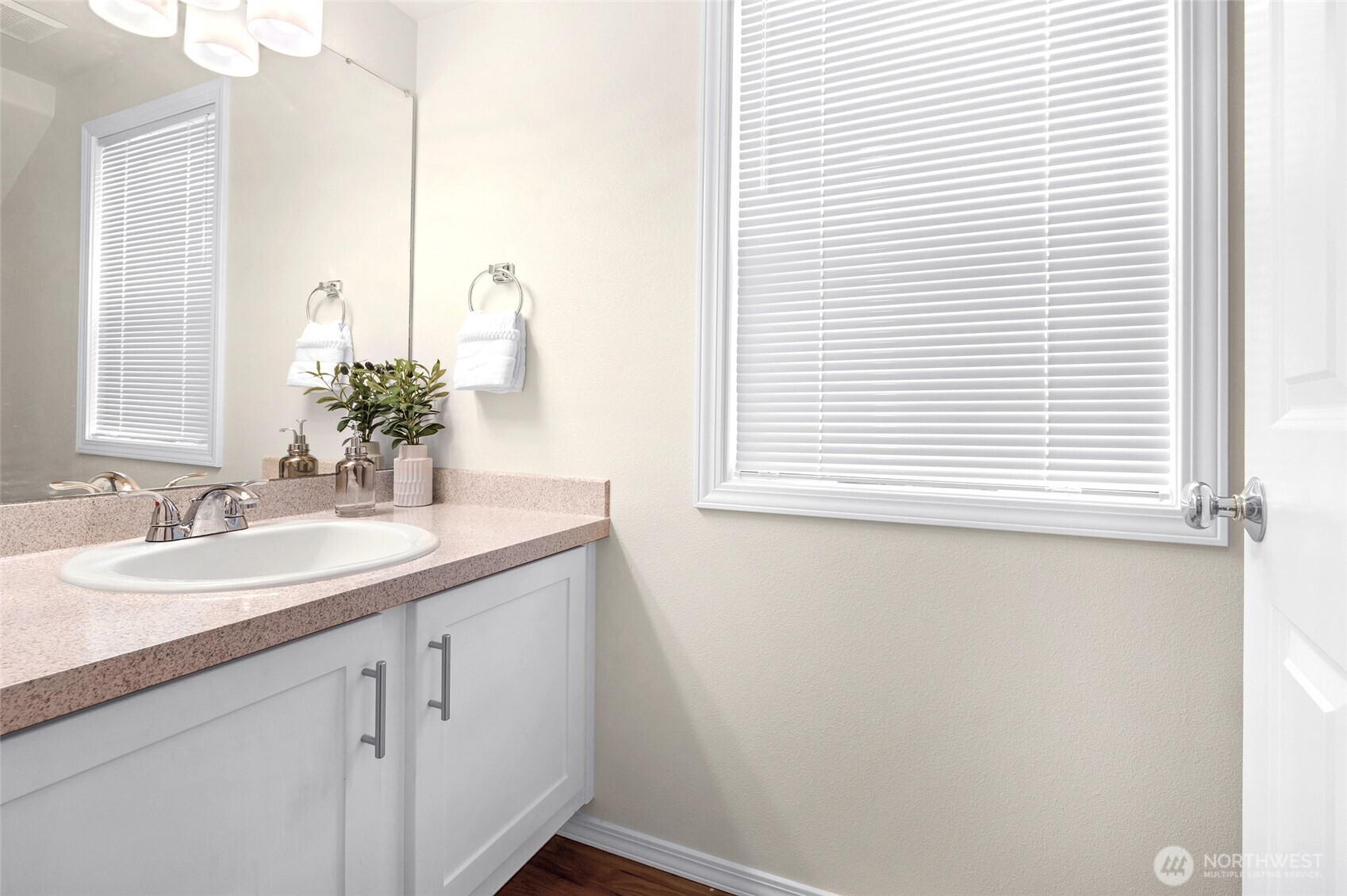4714 Northeast 18th Place, Unit A Renton, WA 98059 - Photo 13 of 38
