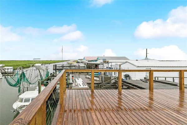 $309,000 | 307 Martin Lane, Port Sulphur, LA 70083