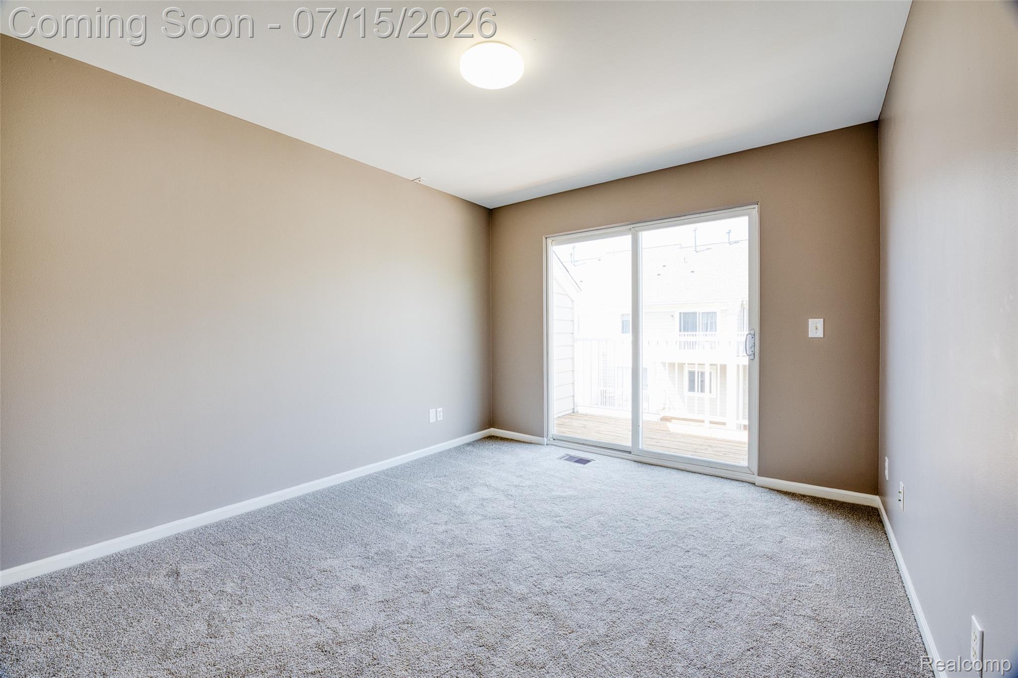 1159 Beaver Run Troy, MI 48083 - Photo 20 of 32 image-23.jpg