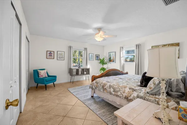 $3,600 | 1805 Plover Avenue, Fort Pierce, FL 34949