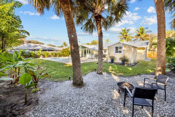 $3,600 | 1805 Plover Avenue, Fort Pierce, FL 34949