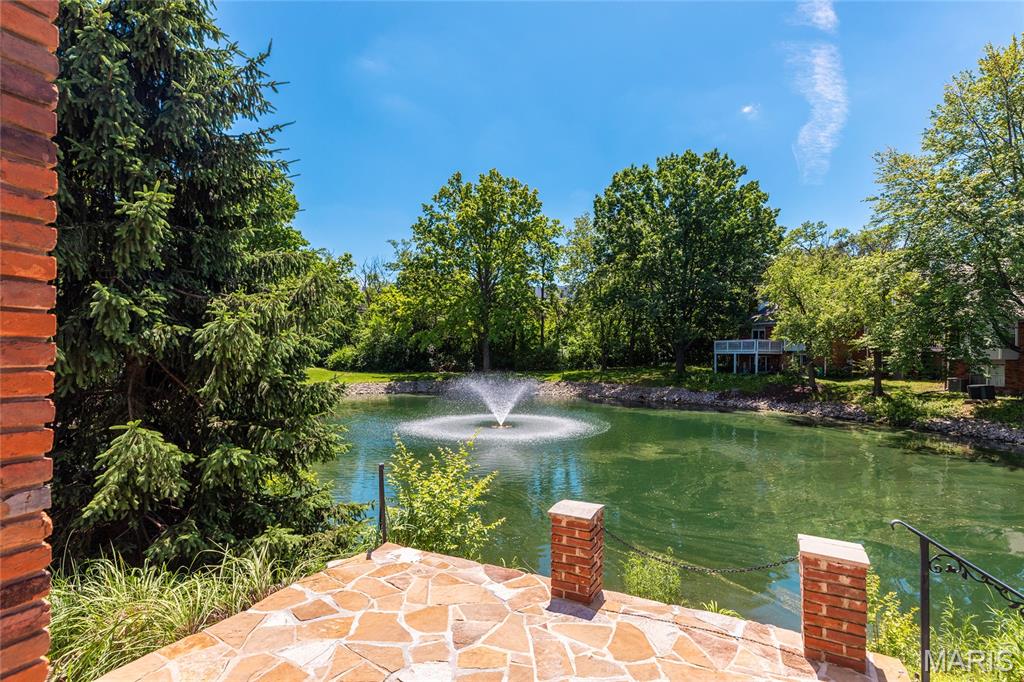959 North Spoede Road Creve Coeur, MO 63146 - Photo 13 of 28