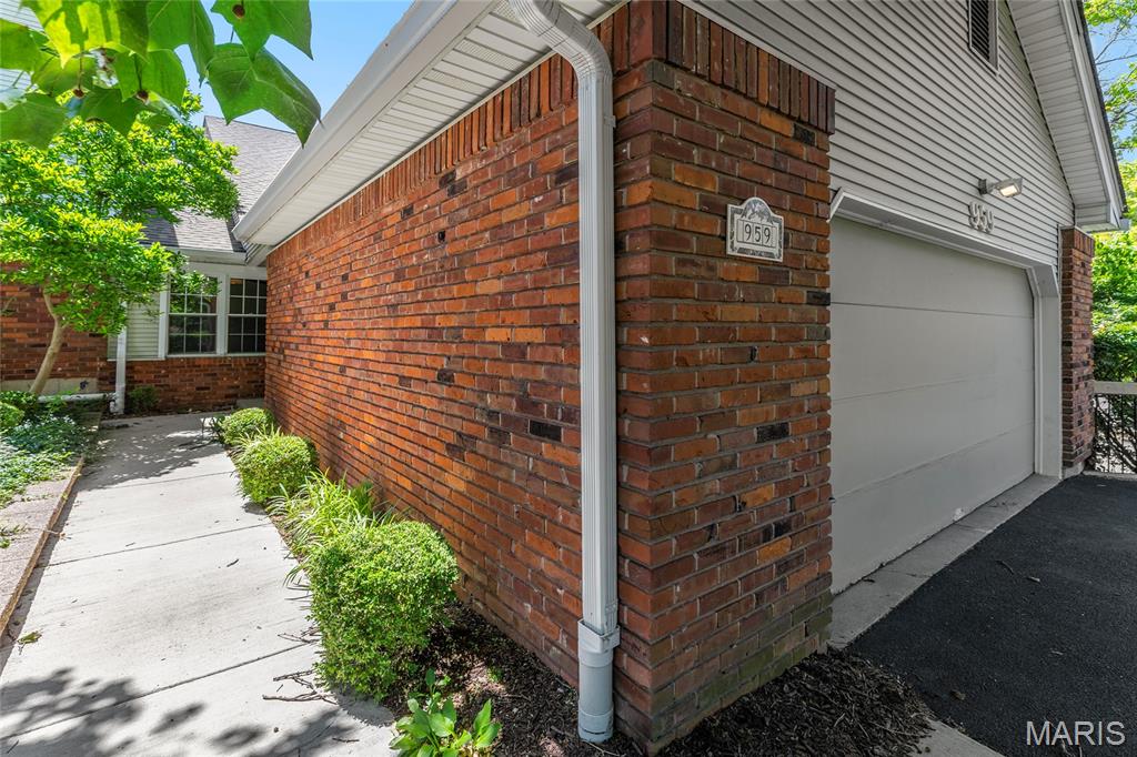 959 North Spoede Road Creve Coeur, MO 63146 - Photo 28 of 28