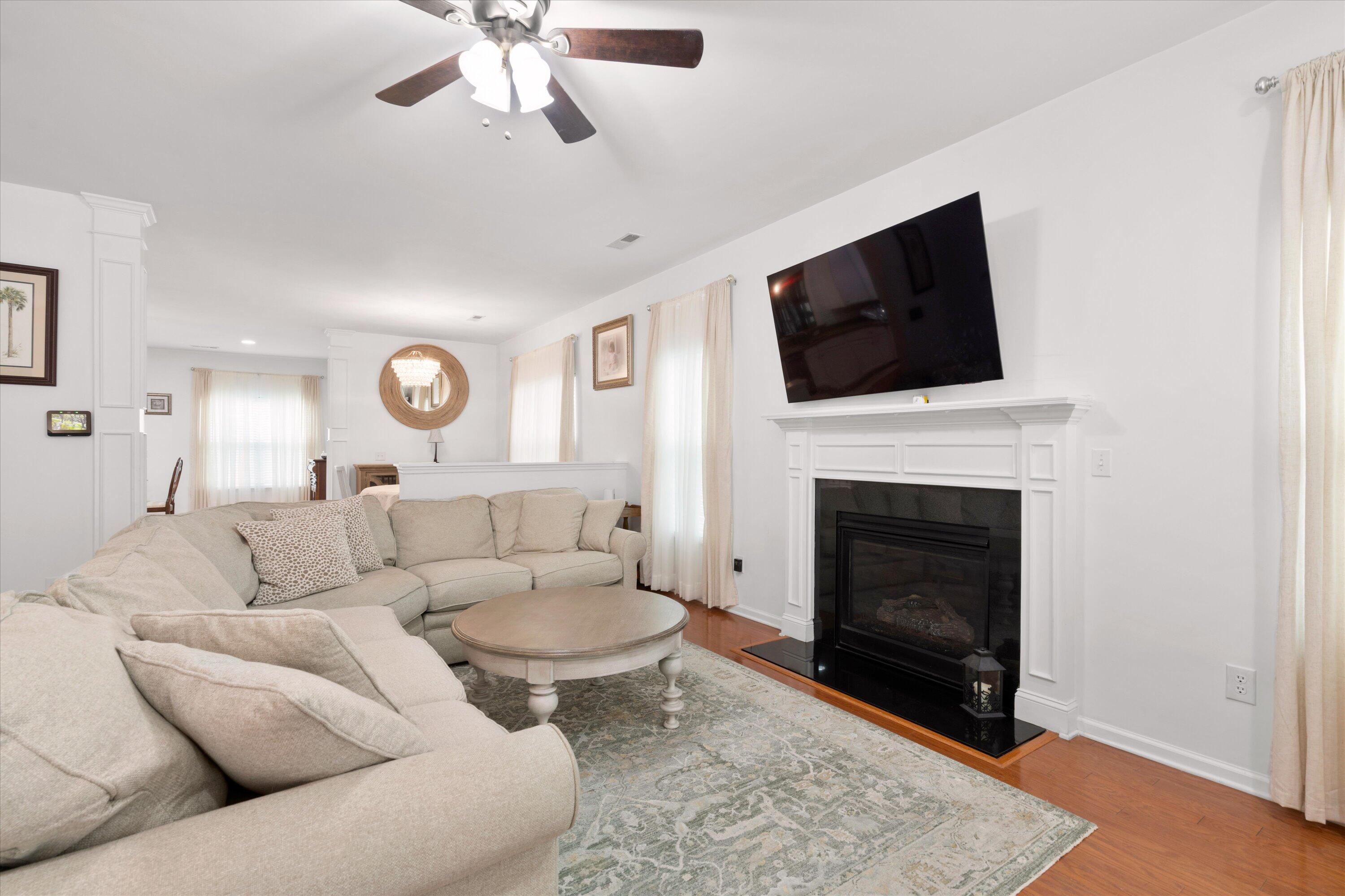 1237 Updyke Drive Johns Island, SC 29455 - Photo 7 of 31 Living Room