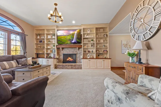 $525,000 | 209 River Drive, Bloomfield, IN 47424