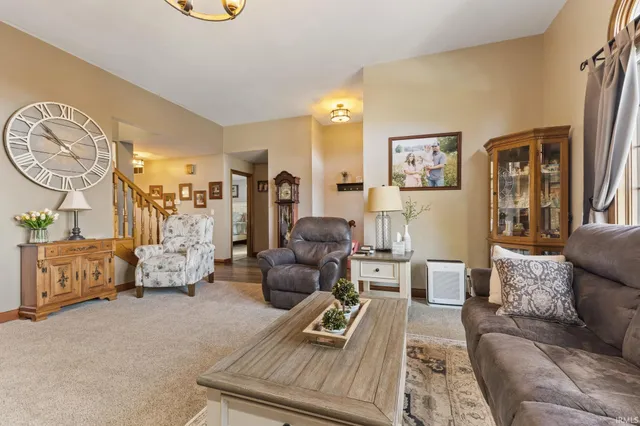 $525,000 | 209 River Drive, Bloomfield, IN 47424