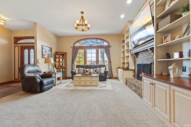 $525,000 | 209 River Drive, Bloomfield, IN 47424